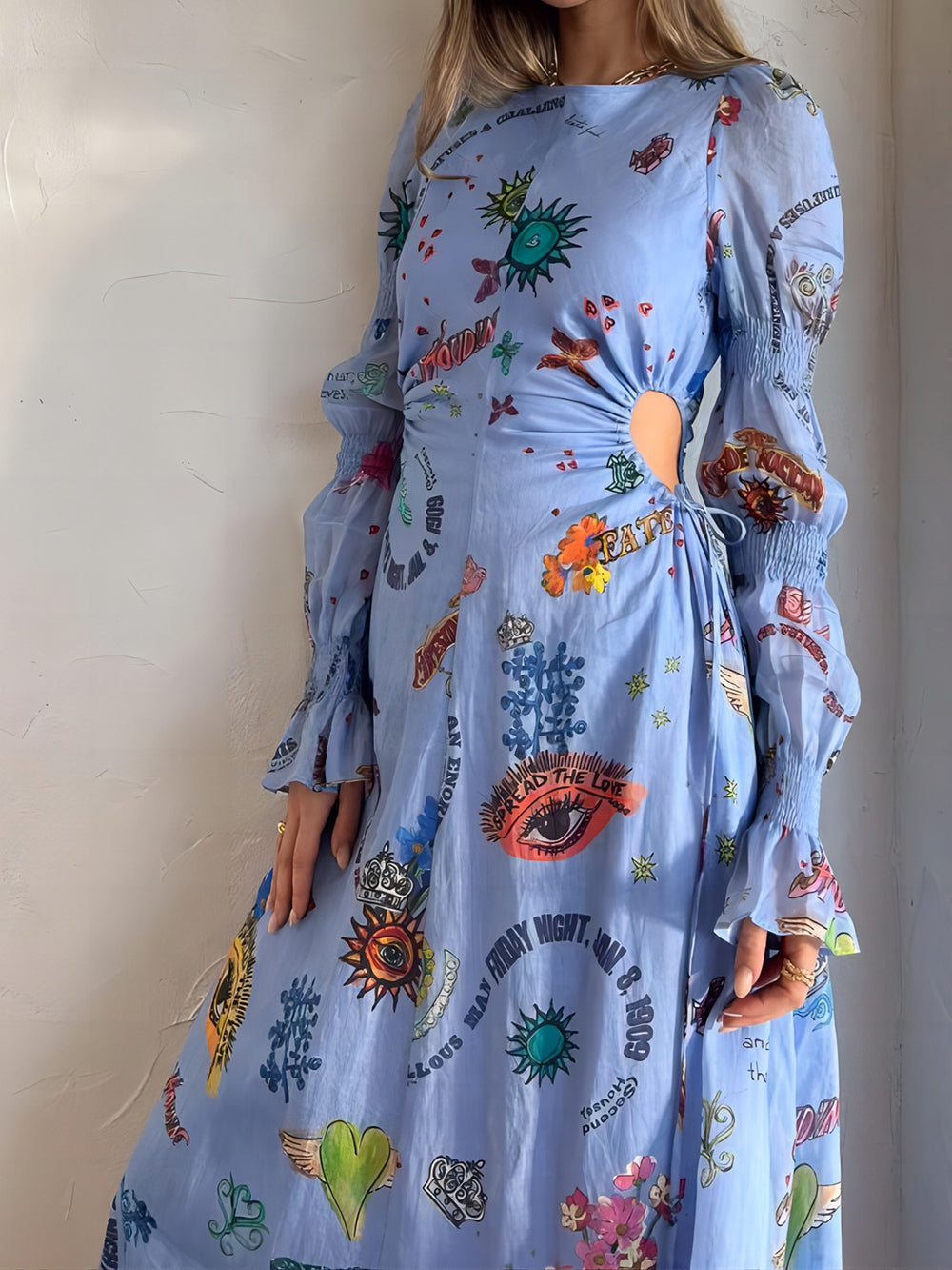Robe courte à découpes lanterne graffiti Robe midi