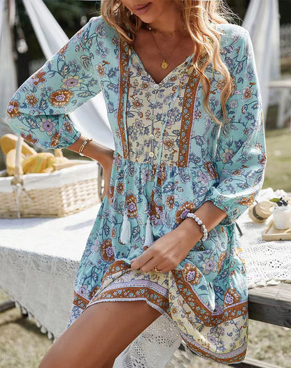 Robe courte décontractée bohème imprimée à col en V