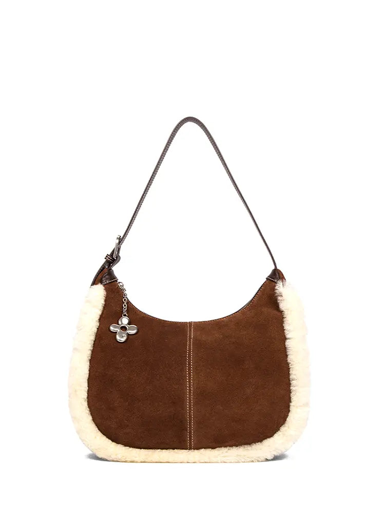 Sac à bandoulière Hobo Crescent en peau lainée
