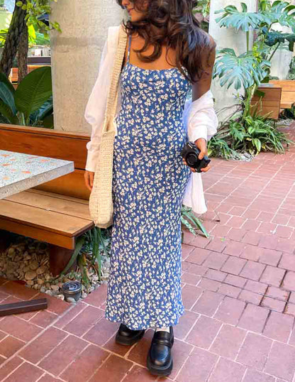 Robe midi fleurie bleue Delphine