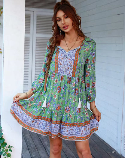 Robe courte décontractée bohème imprimée à col en V